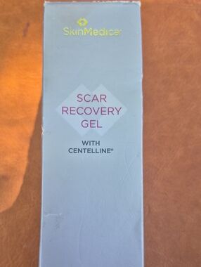 SkinMedica Scar Recovery Gel - Light Pink & White Packaging